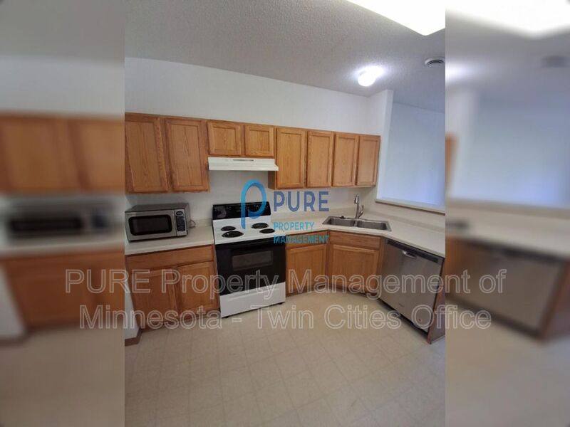 Townhouse for rent at 15316 Flower Way, Saint Paul, MN 55124