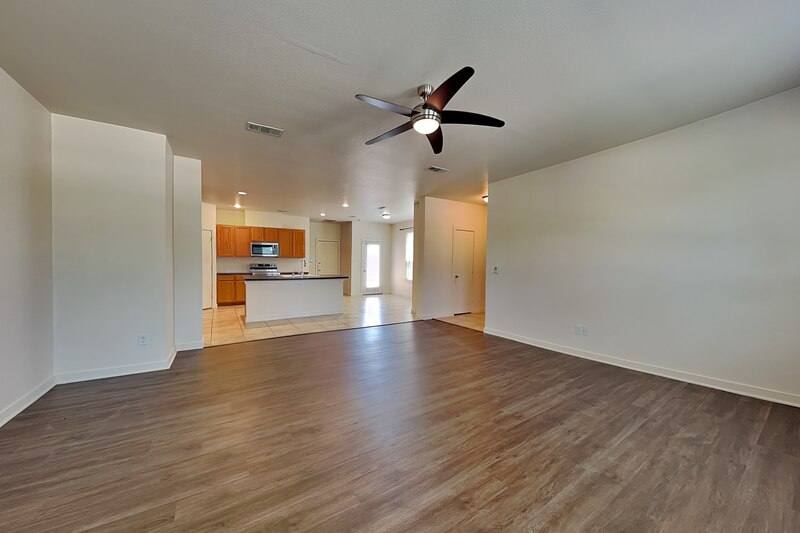 Apartment for rent at 821 Jamie Dr, Grand Prairie, TX 75052