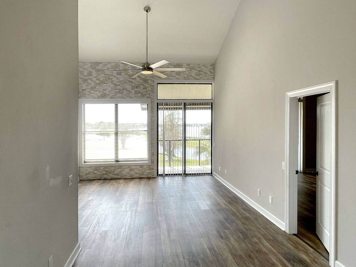 House for rent at 415 Laurel Cove Way, Winter Haven, FL 33884