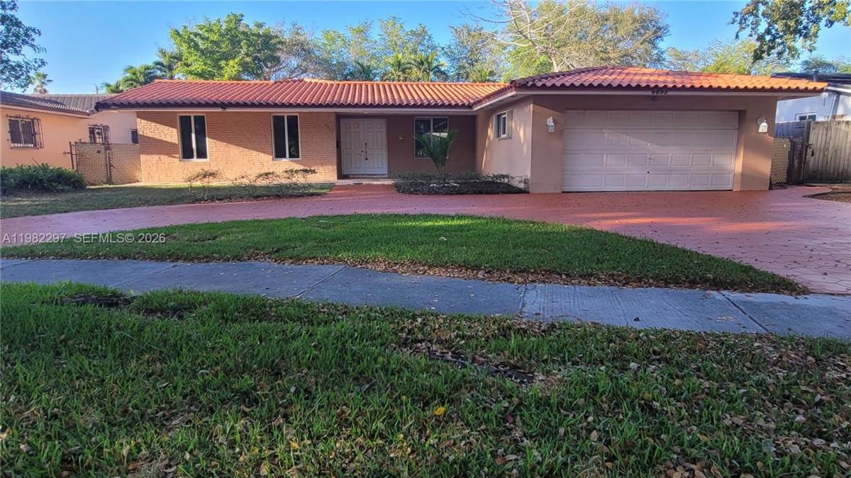 House for rent at 6895 Loch Ness Dr N, Hialeah, FL 33014