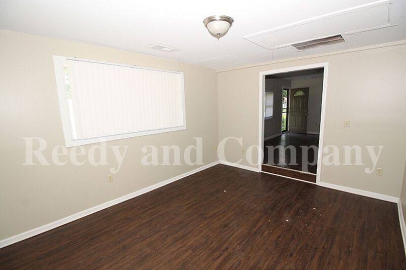 House for rent at 961 Carrolton Rd, Memphis, TN 38127