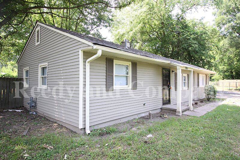 House for rent at 961 Carrolton Rd, Memphis, TN 38127