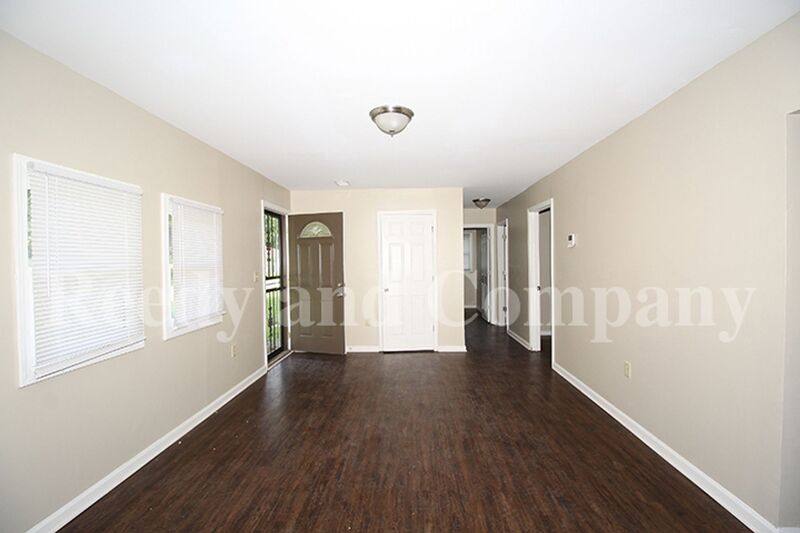 House for rent at 961 Carrolton Rd, Memphis, TN 38127