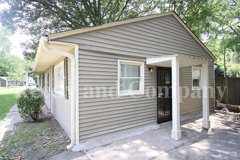 House for rent at 961 Carrolton Rd, Memphis, TN 38127