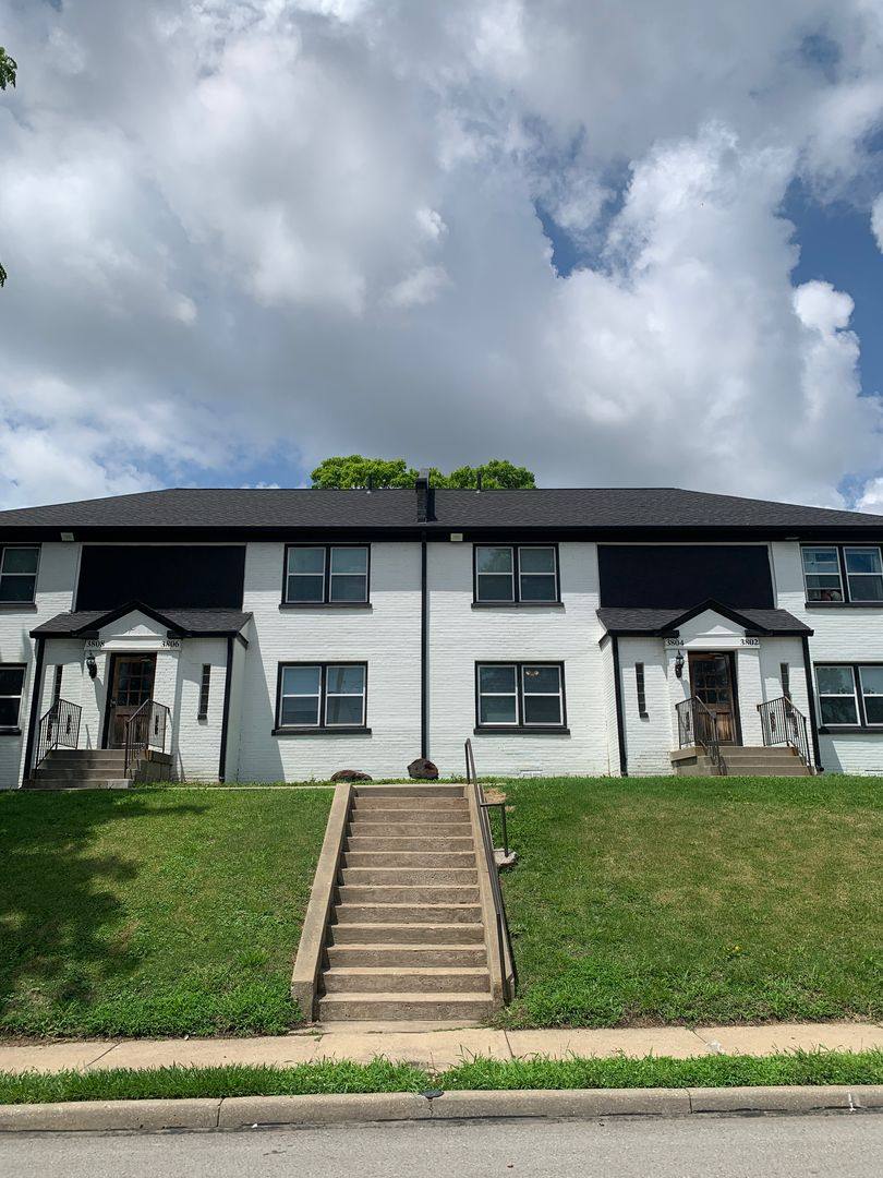 Apartment for rent at 3804-3806 Washington, Kansas City, MO 64111