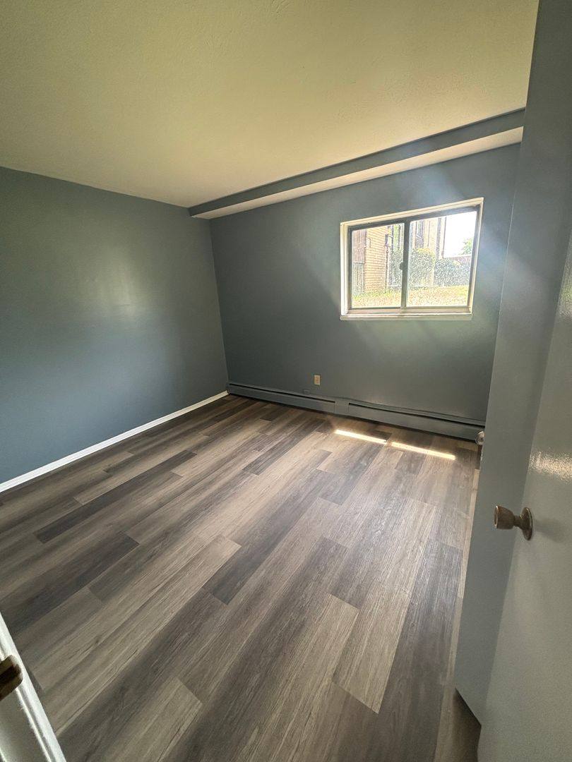 Apartment for rent at 15412 Maple Park Dr, Maple Heights, OH 44137