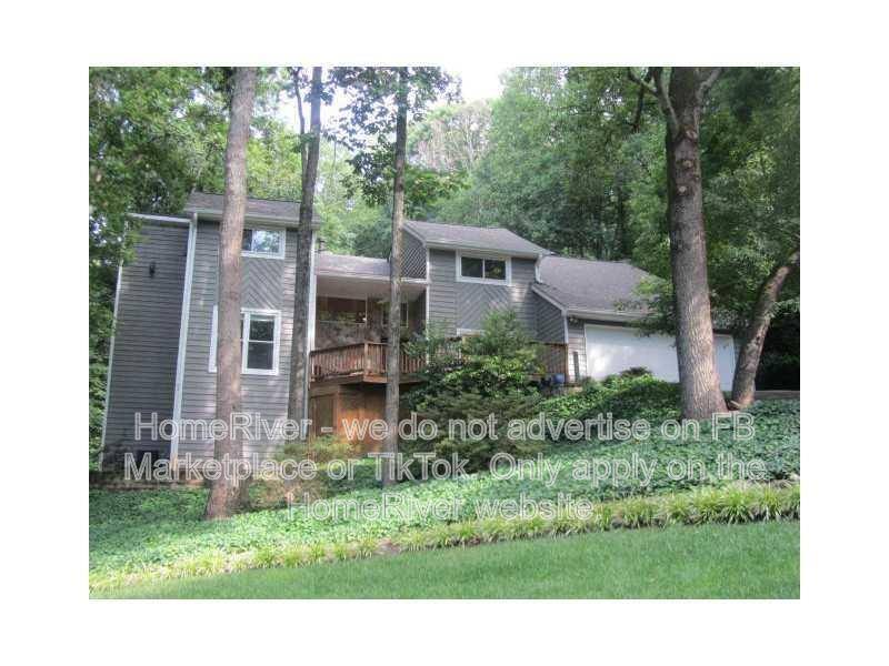 House for rent at 9160 Martin Rd, Roswell, GA 30076
