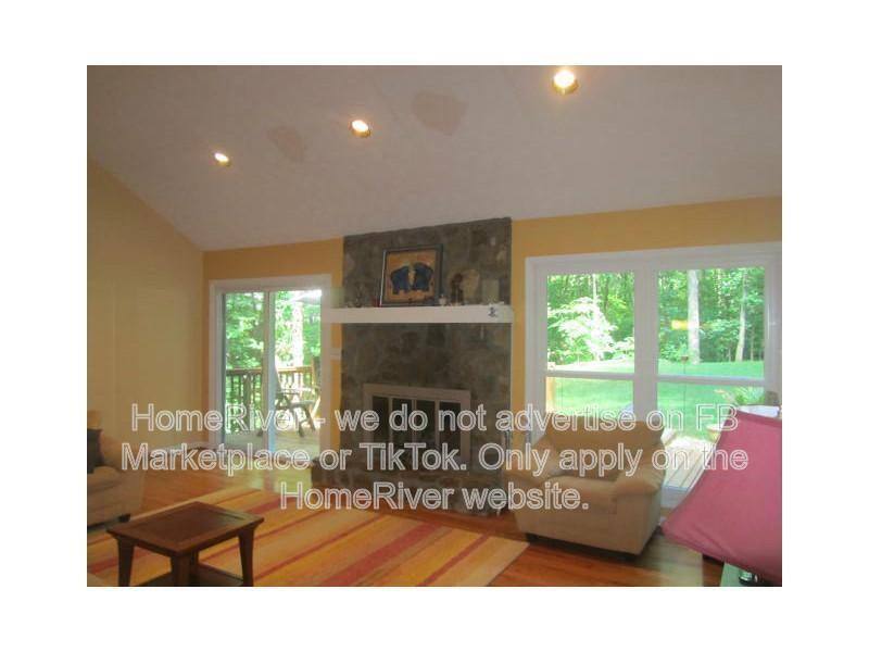 House for rent at 9160 Martin Rd, Roswell, GA 30076