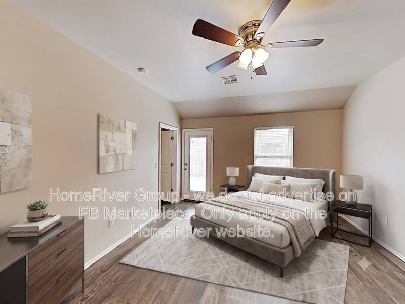 Apartment for rent at 11208 Coachmans Rd, Yukon, OK 73099