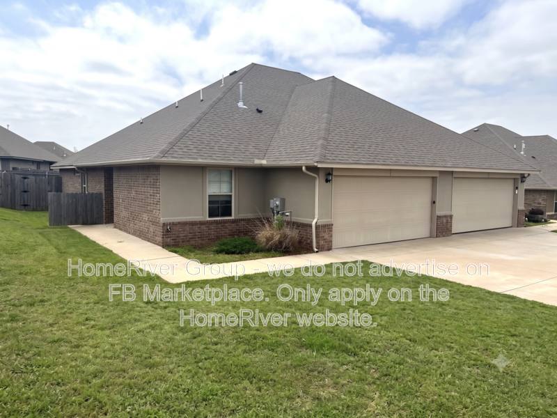 Apartment for rent at 11208 Coachmans Rd, Yukon, OK 73099