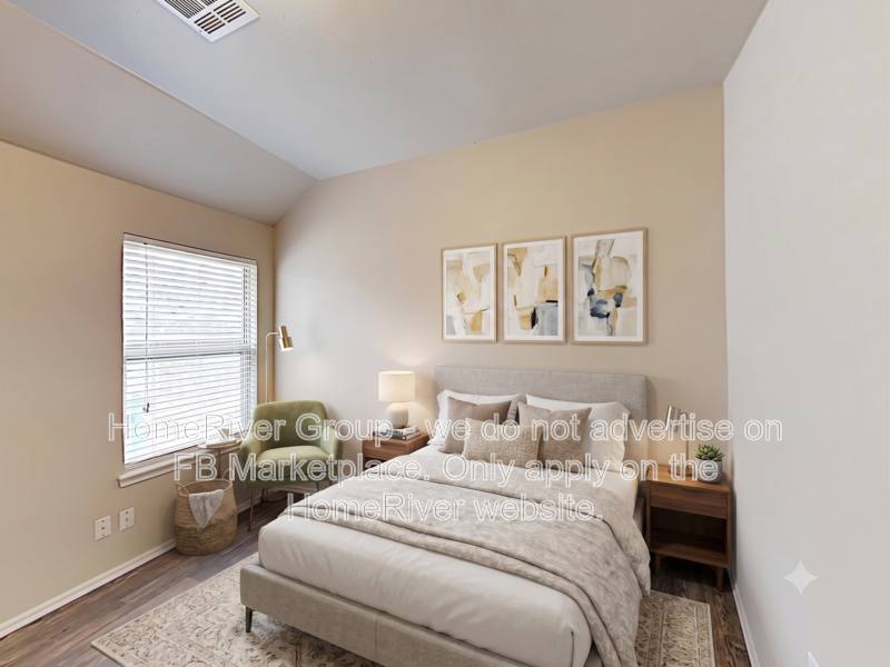 Apartment for rent at 11208 Coachmans Rd, Yukon, OK 73099