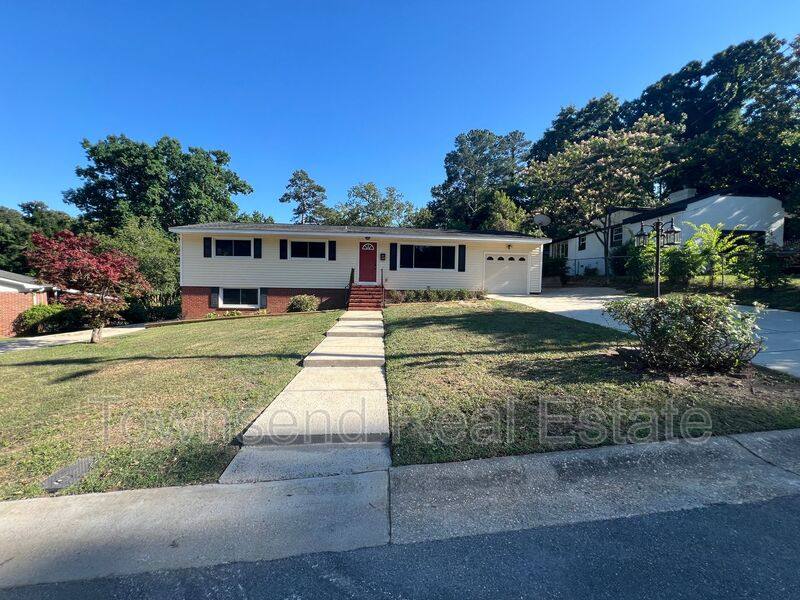 House for rent at 1905 McPherson Ave, Fayetteville, NC 28303