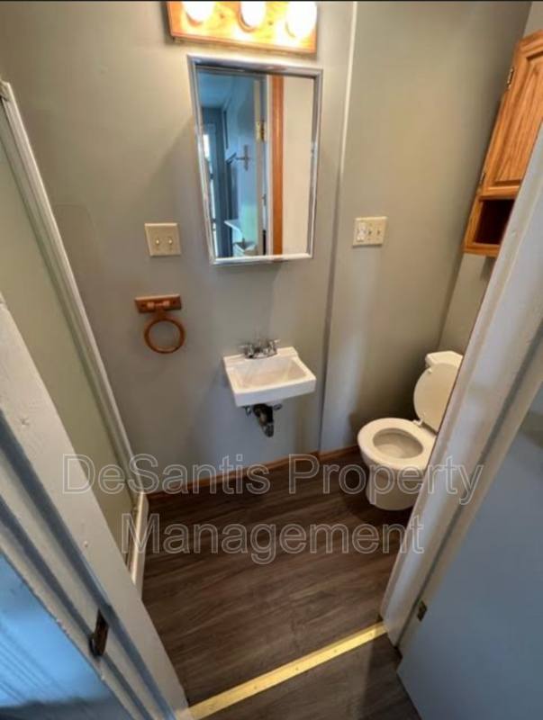 Apartment for rent at 5730 Holden St #2F, Pittsburgh, PA 15232