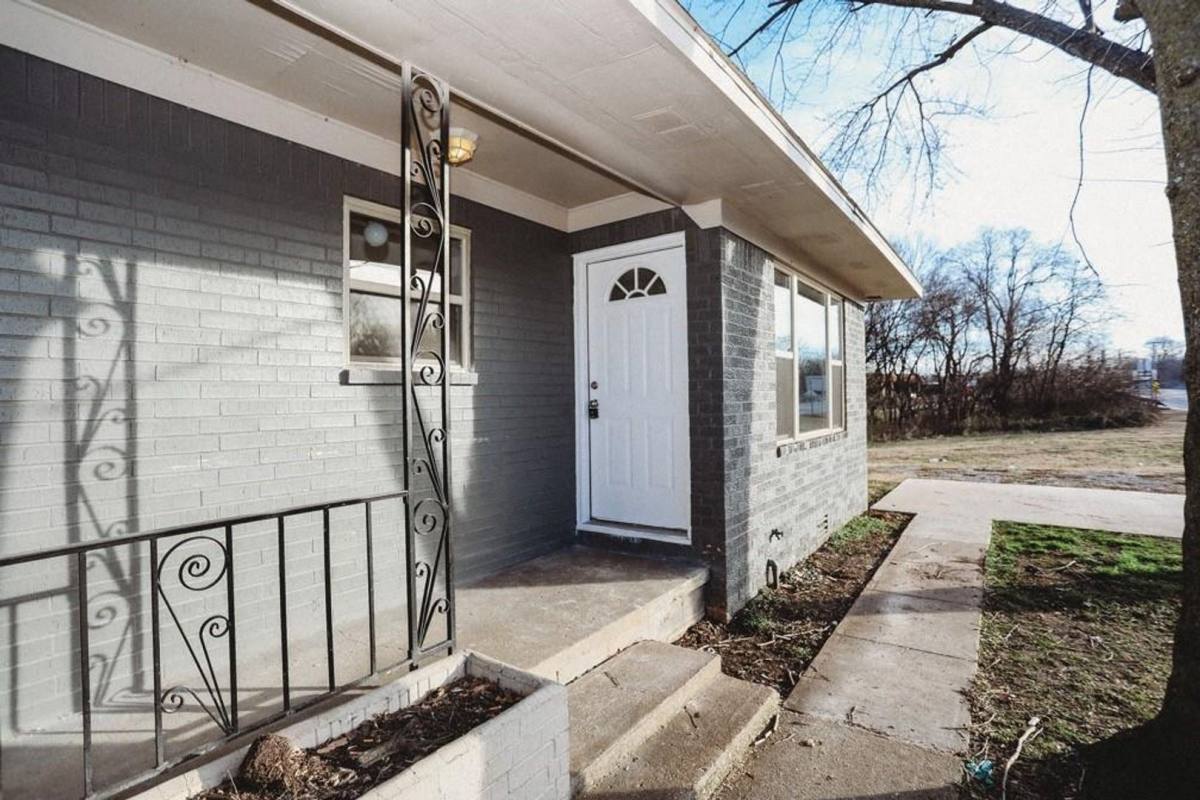 House for rent at 494 N Main St, Decatur, AR 72722