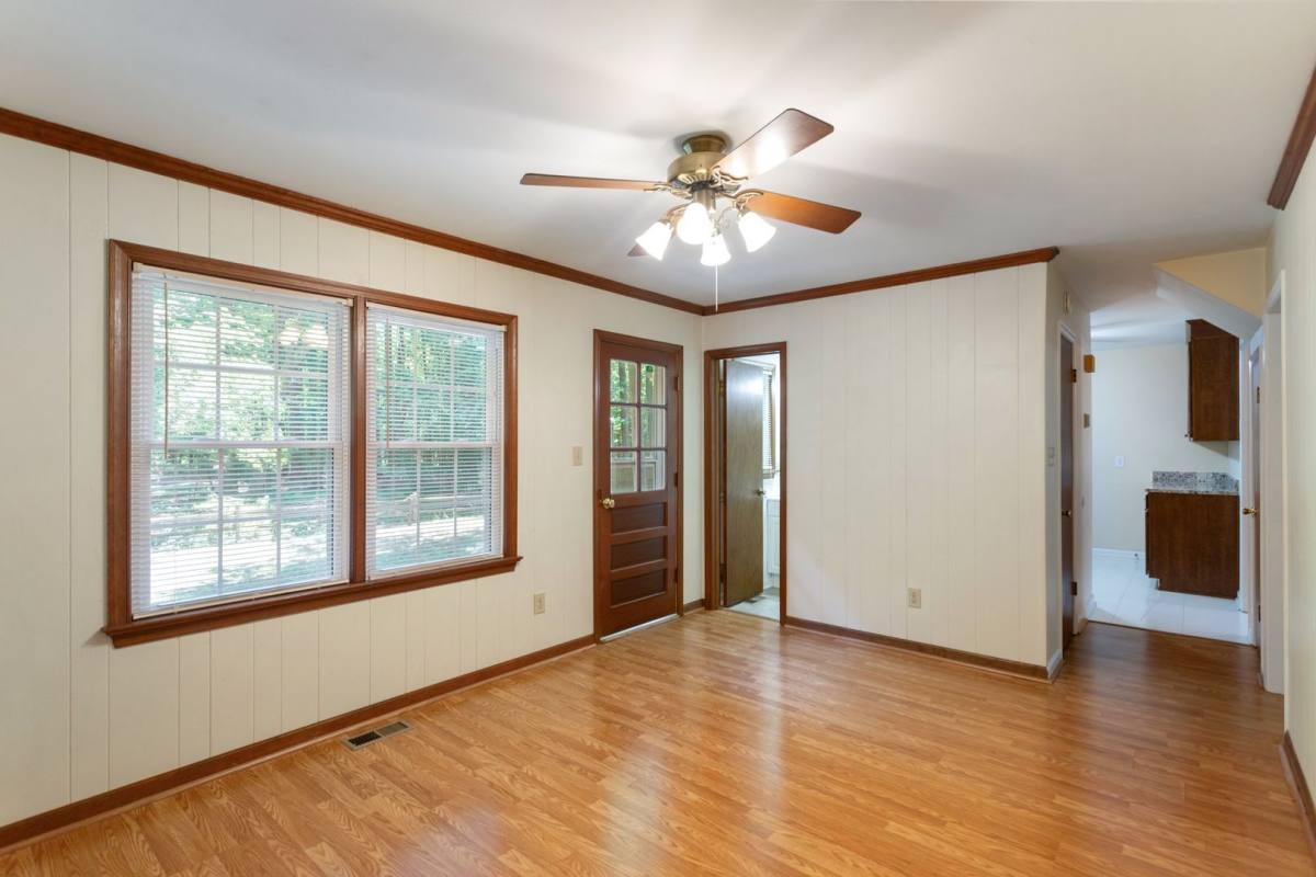 House for rent at 106 Rowe Dr, Poquoson, VA 23662