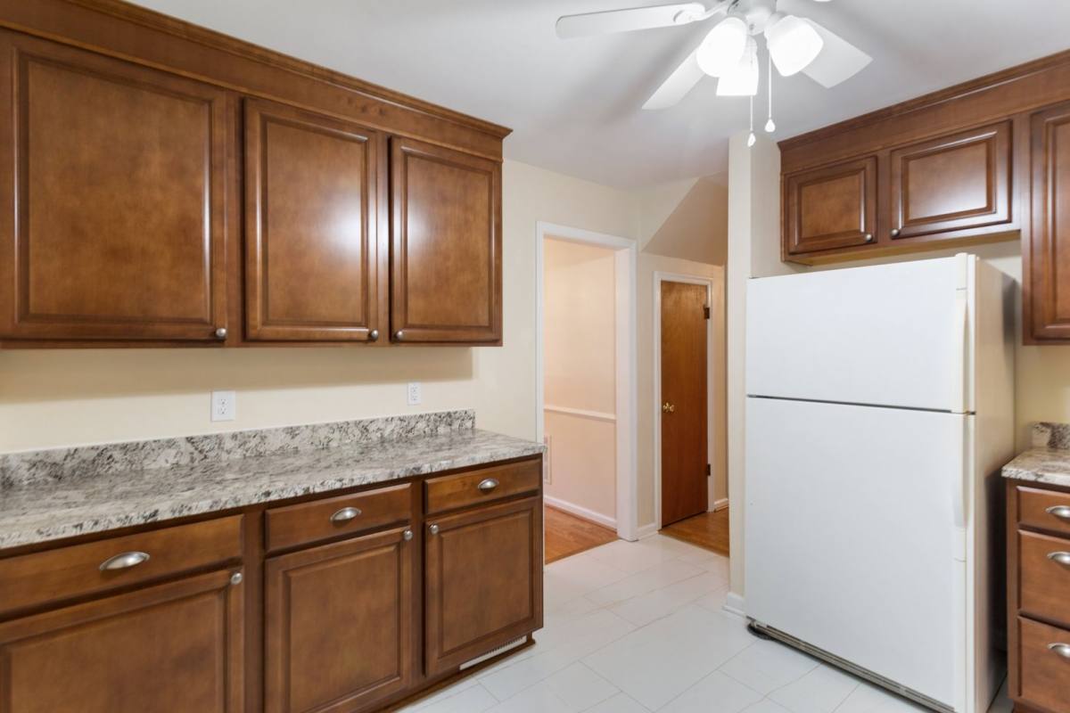 House for rent at 106 Rowe Dr, Poquoson, VA 23662