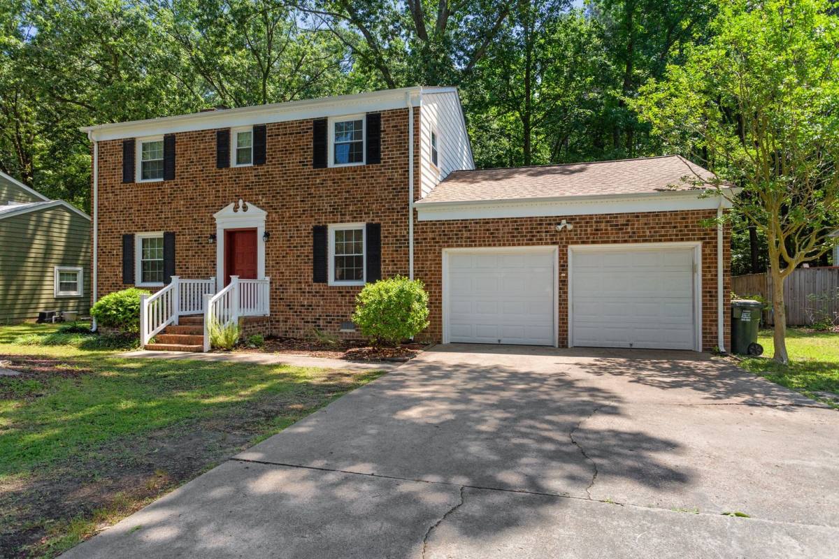 House for rent at 106 Rowe Dr, Poquoson, VA 23662