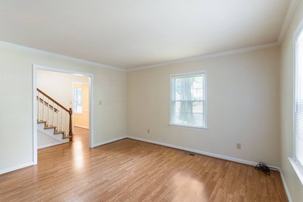 House for rent at 106 Rowe Dr, Poquoson, VA 23662