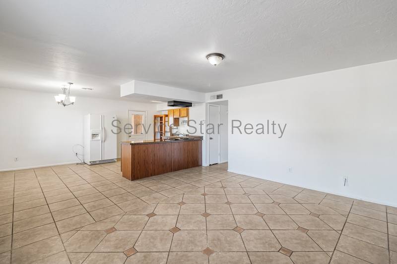 House for rent at 1158 W Hillview St, Mesa, AZ 85201