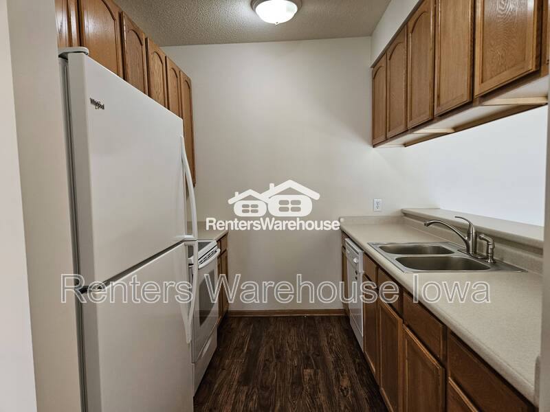Townhouse for rent at 8601 Westown Parkway #20109, West Des Moines, IA 50266