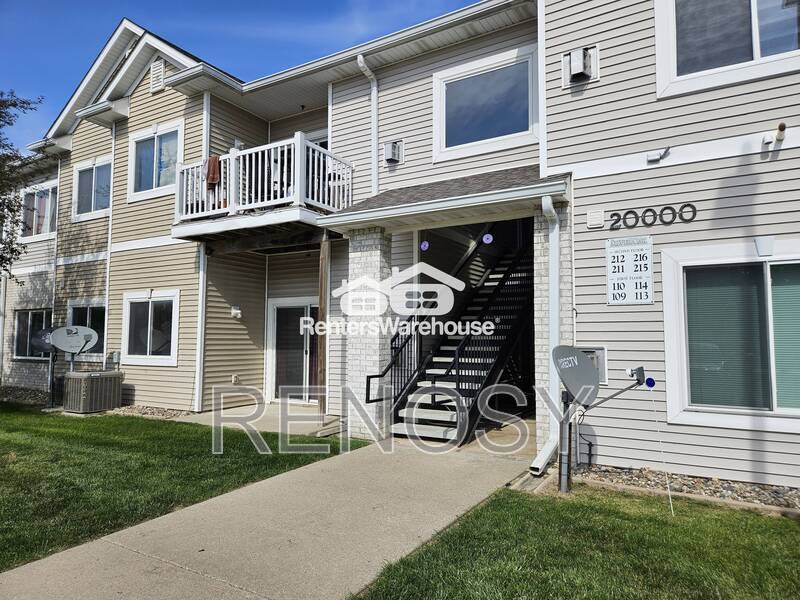 Townhouse for rent at 8601 Westown Parkway #20109, West Des Moines, IA 50266