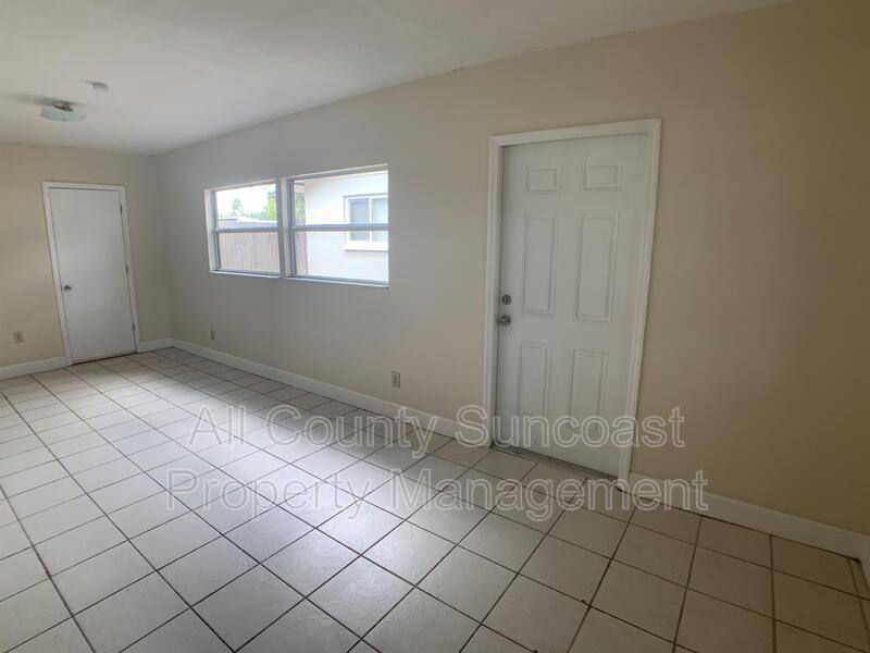 House for rent at 7619 32nd Ave N, Saint Petersburg, FL 33710
