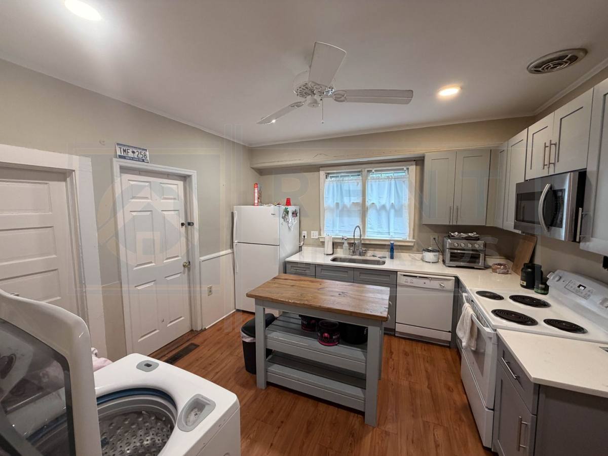 Apartment for rent at 840 Ohio St, Columbia, SC 29201