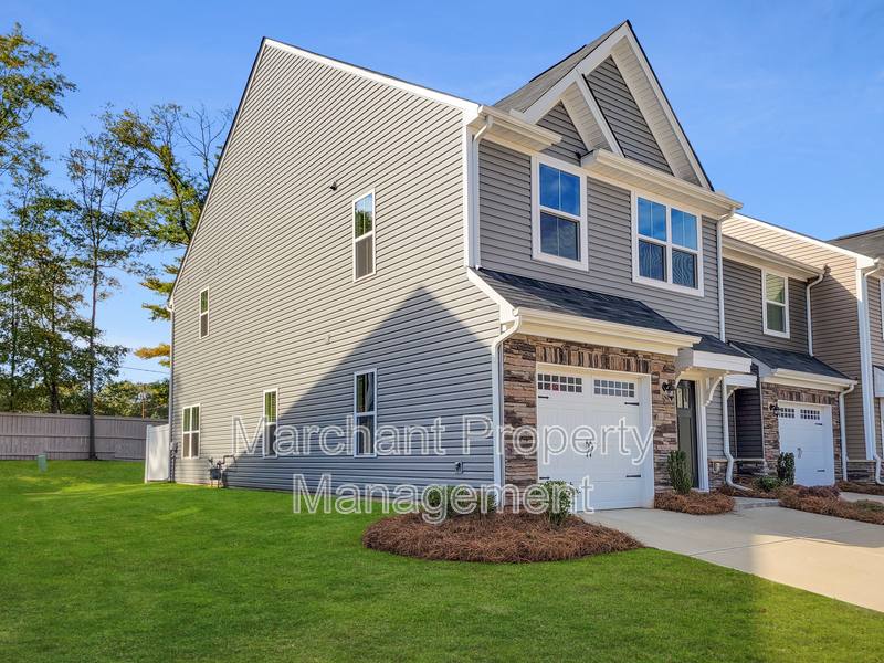 Townhouse for rent at 111 Marthawood Lane, Greer, SC 29650