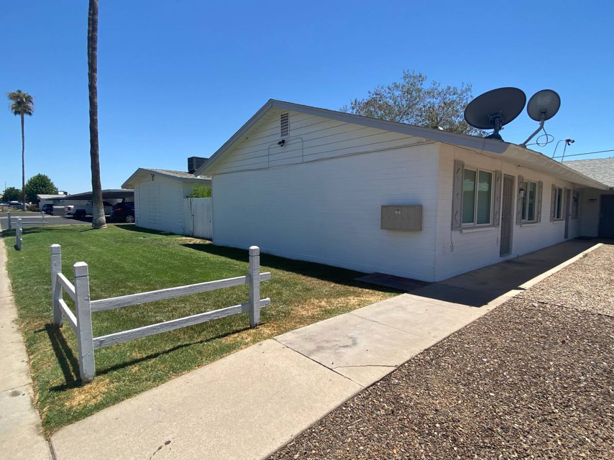 Apartment for rent at 5927, 5939, 5947 W, Rose Lane, Glendale, AZ 85301