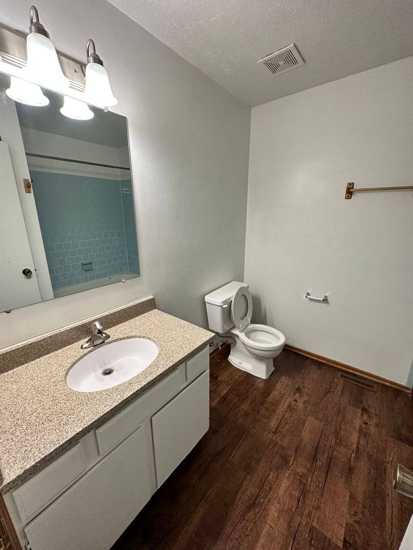 House for rent at 2321 W Sumner, Lincoln, NE 68522