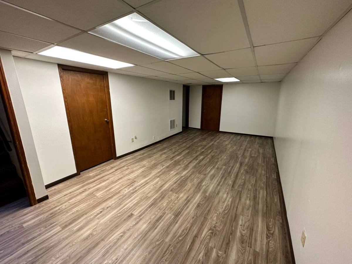 House for rent at 2321 W Sumner, Lincoln, NE 68522