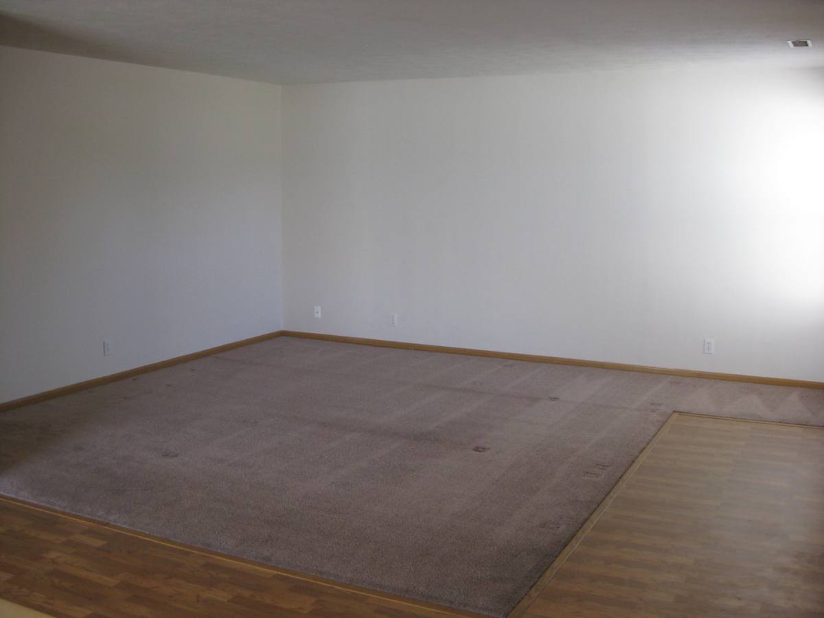 Apartment for rent at 538-540 Lamont, Lincoln, NE 68528