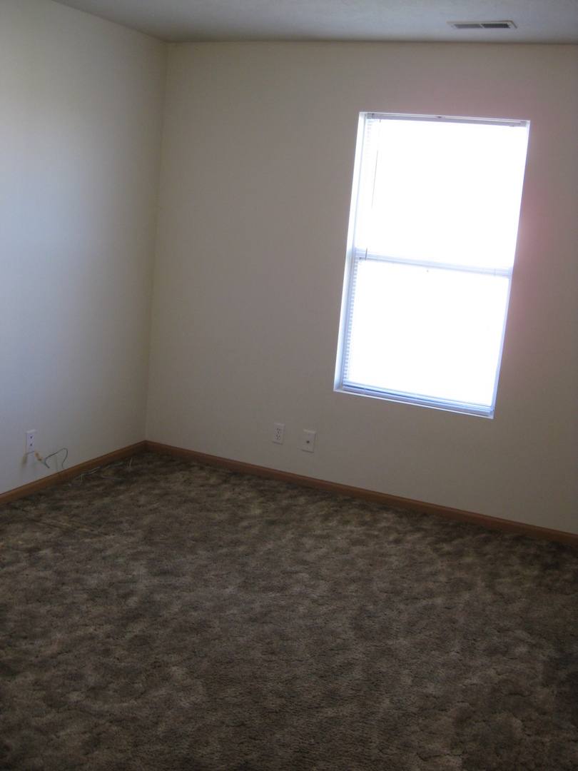 Apartment for rent at 556-558 Lamont, Lincoln, NE 68521