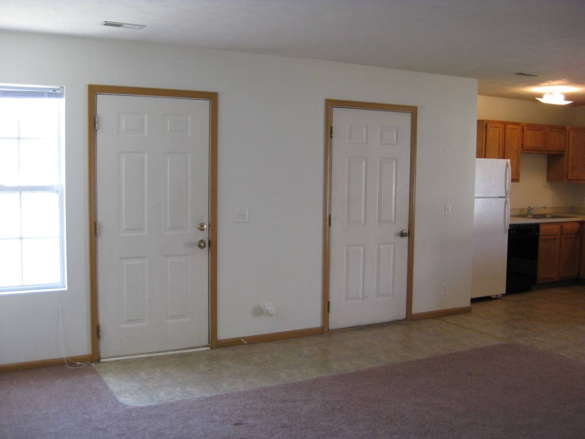 Apartment for rent at 556-558 Lamont, Lincoln, NE 68521