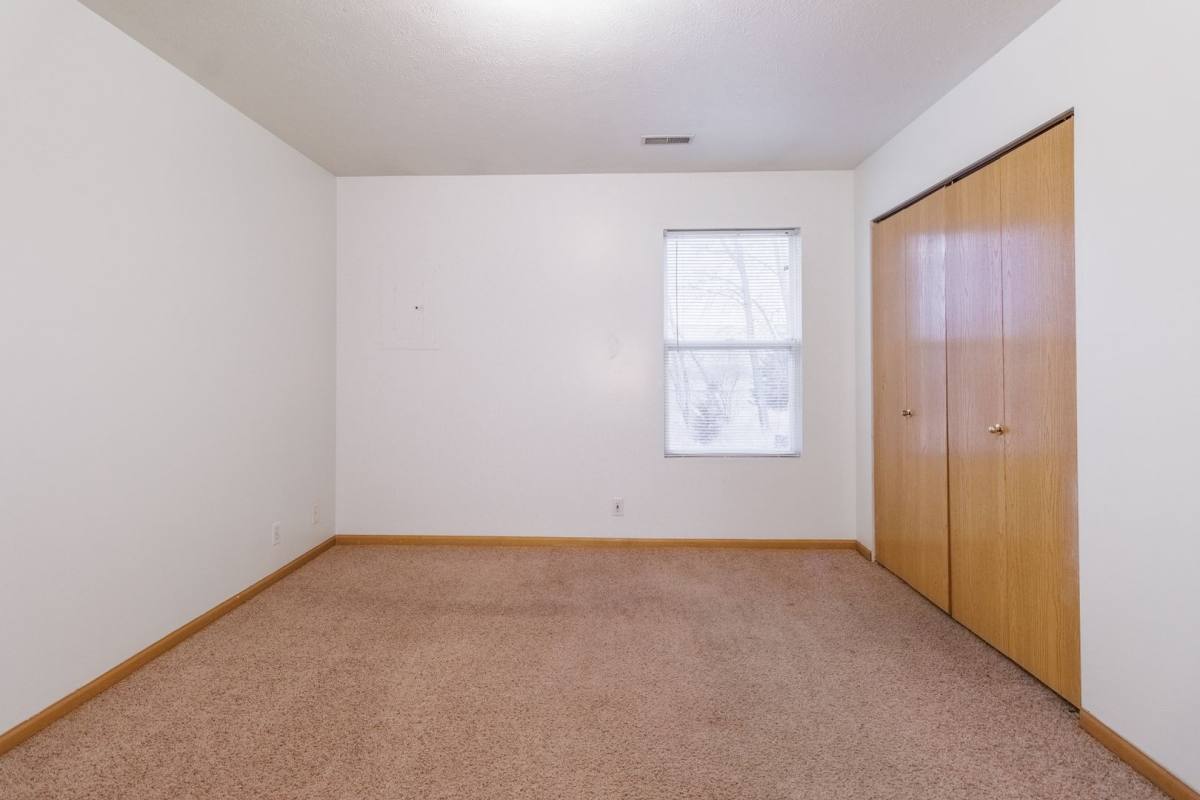 Apartment for rent at 600-602 Lamont, Lincoln, NE 68521