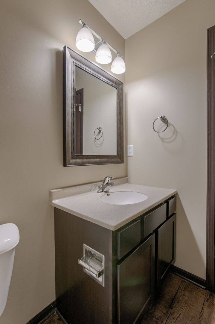 Apartment for rent at 2644-48 W Timberlake Dr, Lincoln, NE 68522