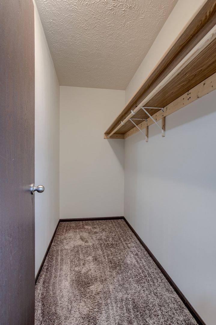 Apartment for rent at 2644-48 W Timberlake Dr, Lincoln, NE 68522