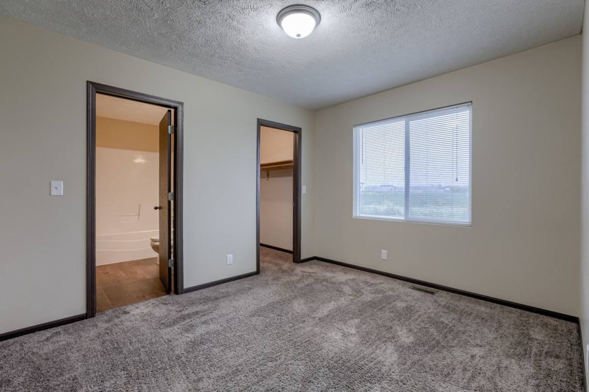 Apartment for rent at 2644-48 W Timberlake Dr, Lincoln, NE 68522