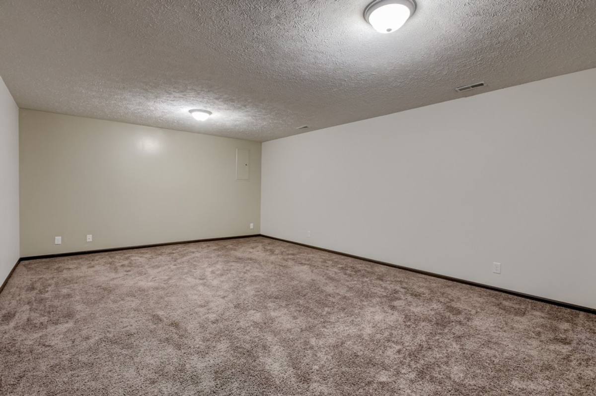 Apartment for rent at 2644-48 W Timberlake Dr, Lincoln, NE 68522