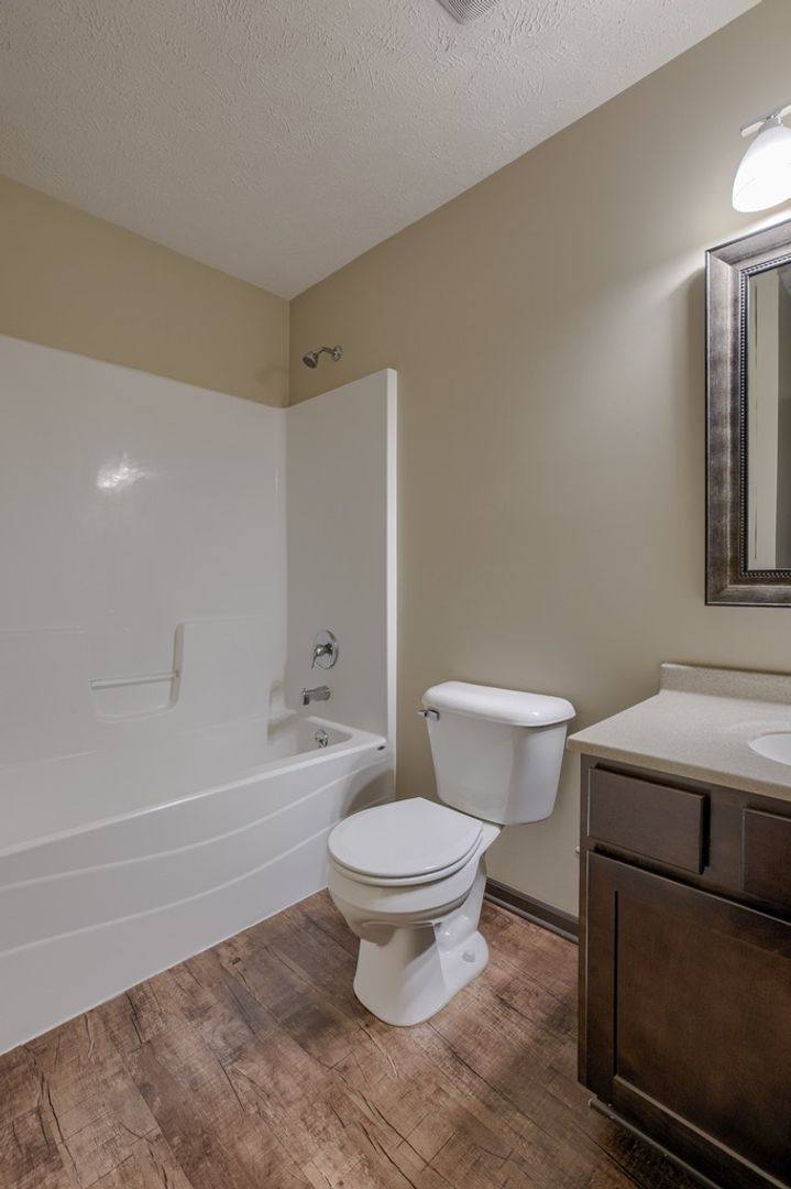Apartment for rent at 2644-48 W Timberlake Dr, Lincoln, NE 68522