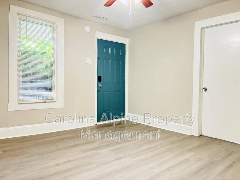 House for rent at 514 S Maple St, Dallas, NC 28034