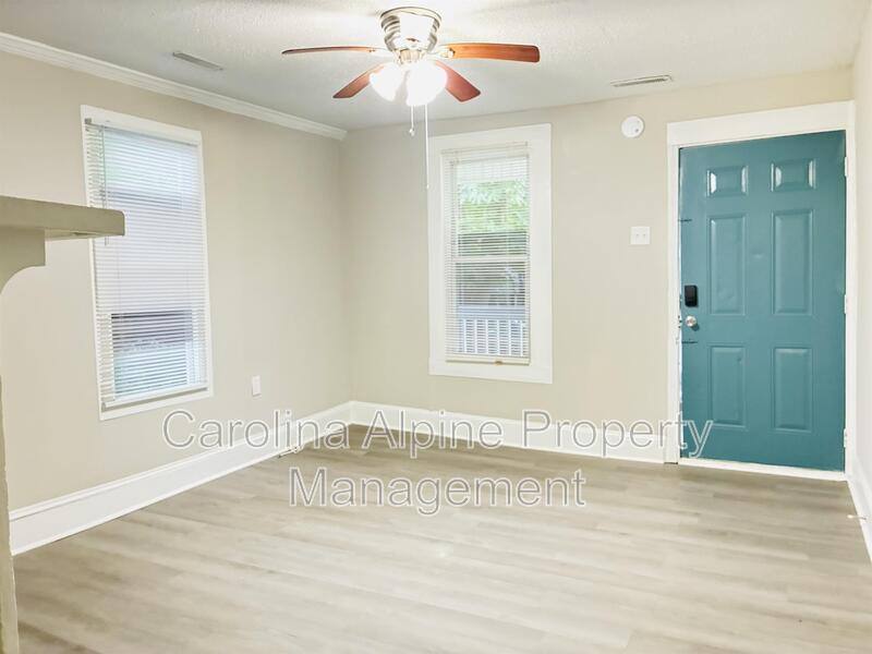 House for rent at 514 S Maple St, Dallas, NC 28034