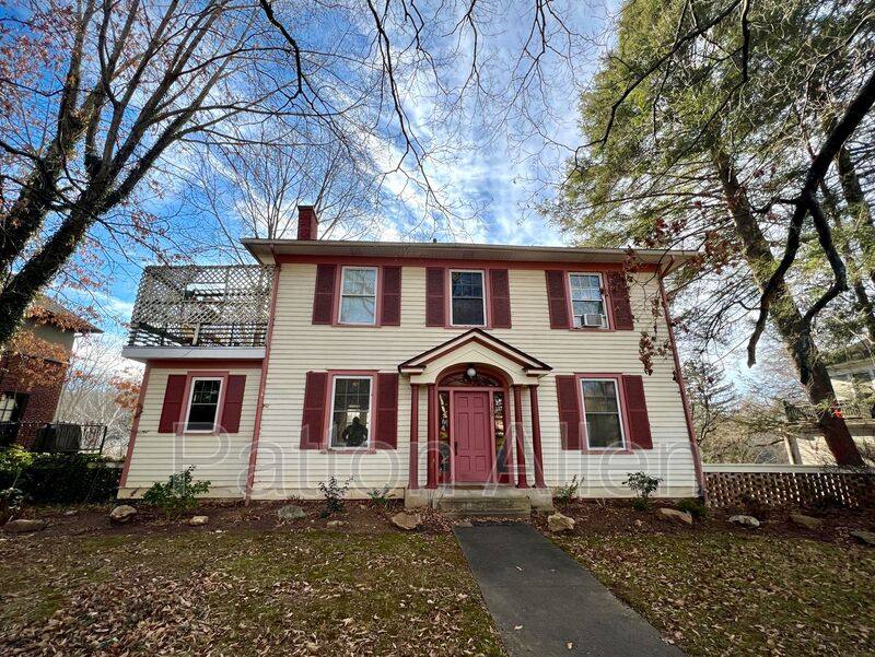 Apartment for rent at 130 Edwin Place #1, Asheville, NC 28801
