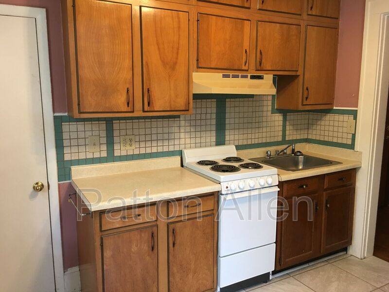 Apartment for rent at 130 Edwin Place #1, Asheville, NC 28801