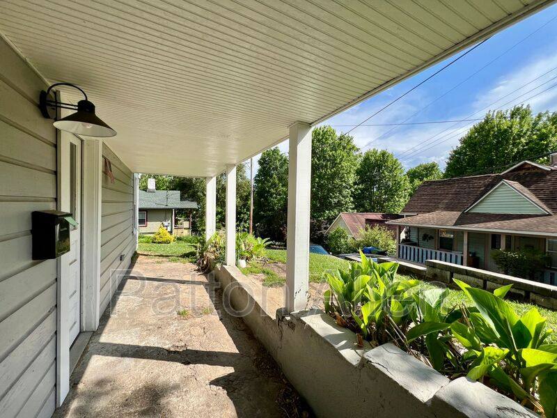Apartment for rent at 20 Rector St #20A, Asheville, NC 28801