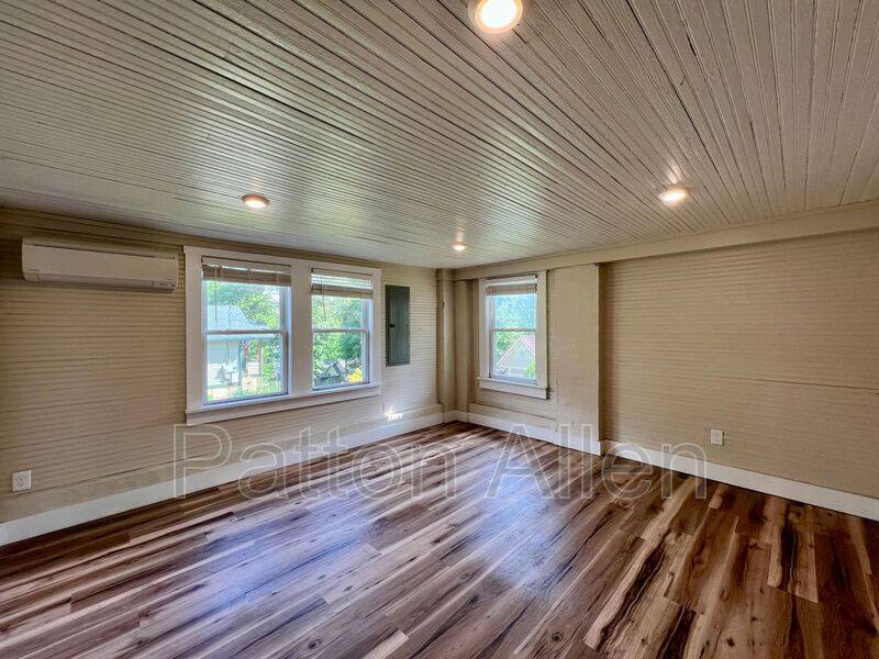 Apartment for rent at 20 Rector St #20A, Asheville, NC 28801