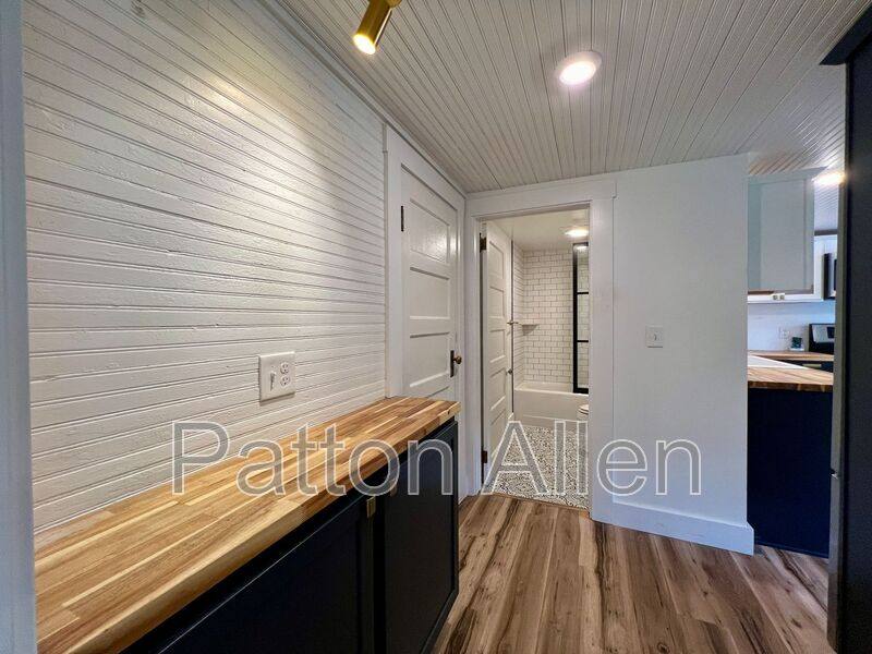 Apartment for rent at 20 Rector St #20A, Asheville, NC 28801