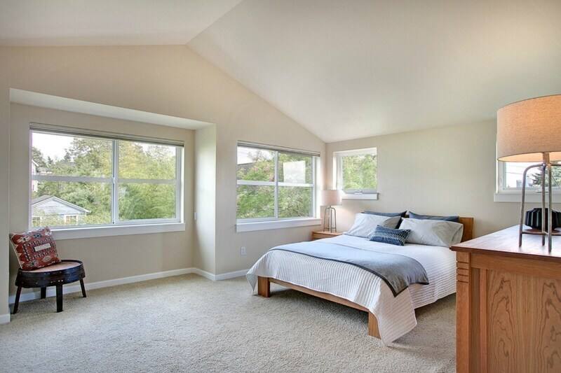 Townhouse for rent at 3806 Interlake Ave N #A, Seattle, WA 98103