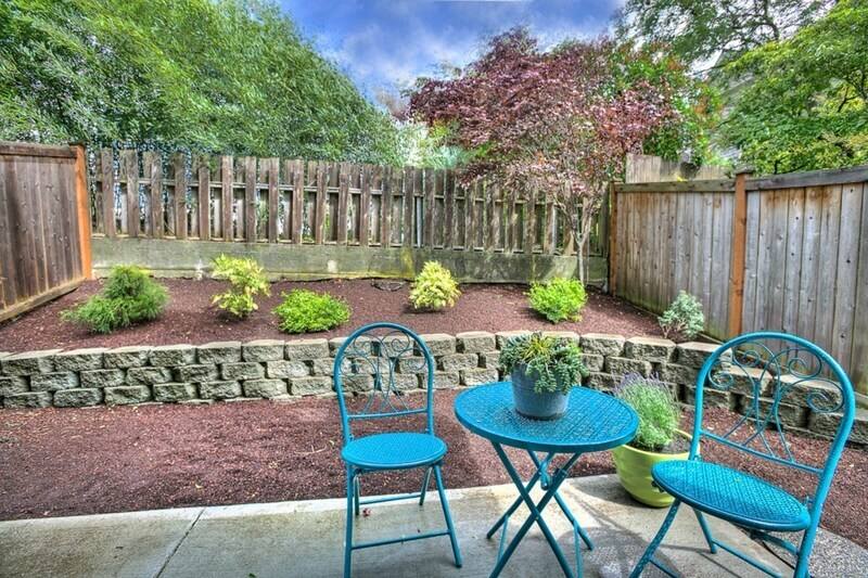 Townhouse for rent at 3806 Interlake Ave N #A, Seattle, WA 98103