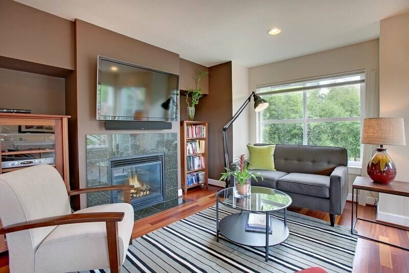 Townhouse for rent at 3806 Interlake Ave N #A, Seattle, WA 98103